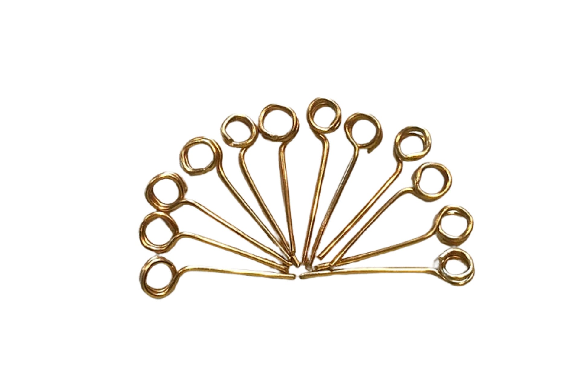 Close-up of mini round gold wire place card clips